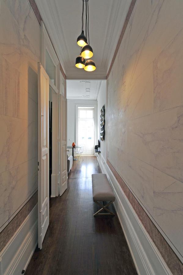 Flh Porto Elegant Flat With Terrace Lägenhet Exteriör bild